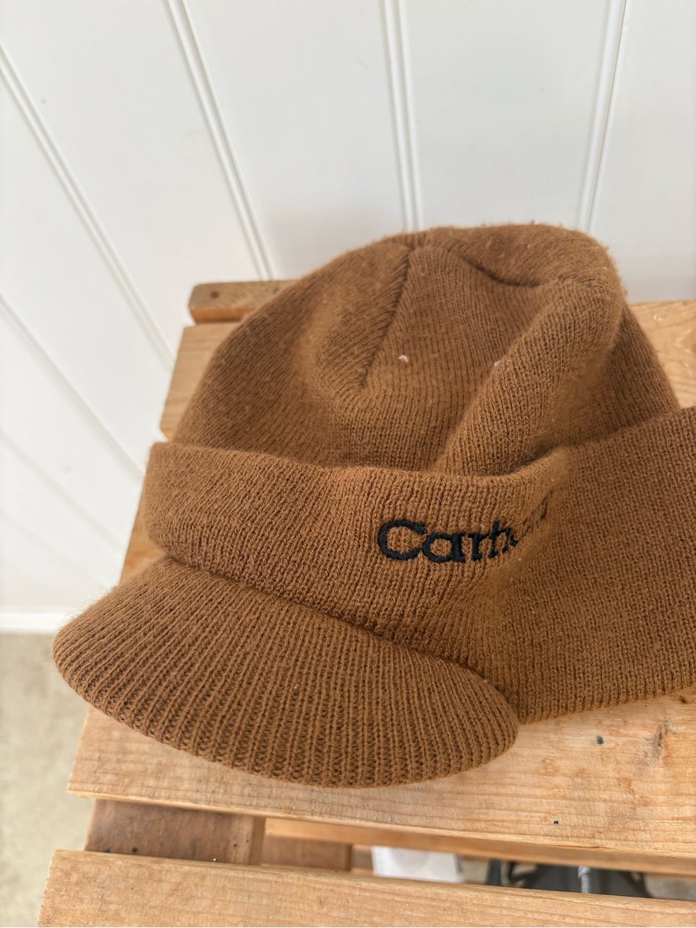 Carhartt hats lot